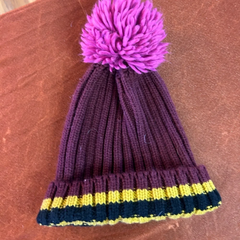 Scarf and hat set